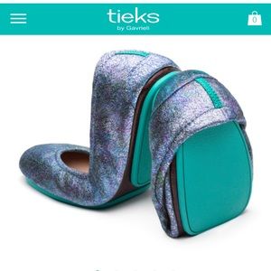 Moonstruck silvery blue purple Tieks ballet flats size 7 designer flats stripe